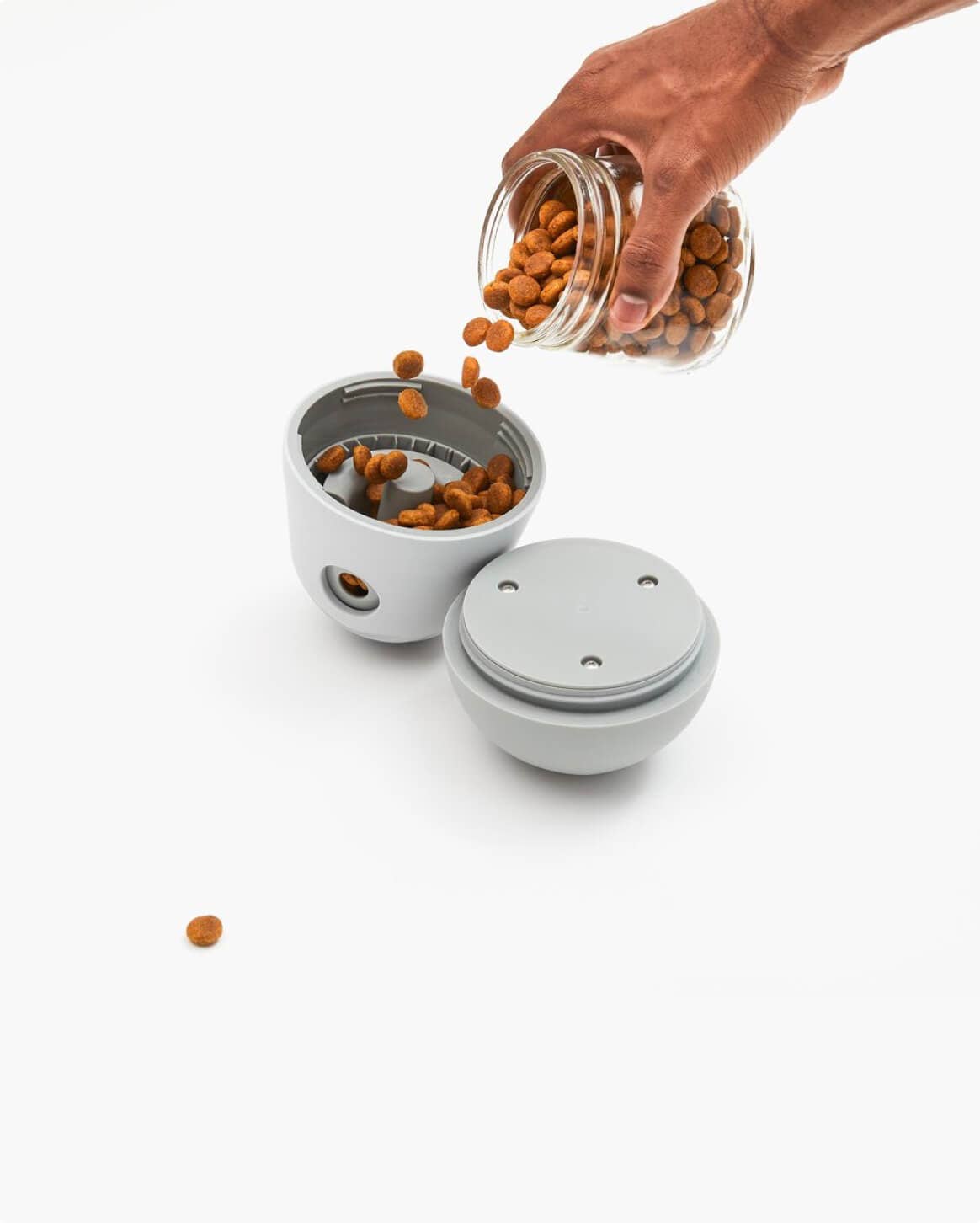 The Game™ Puzzle Feeder