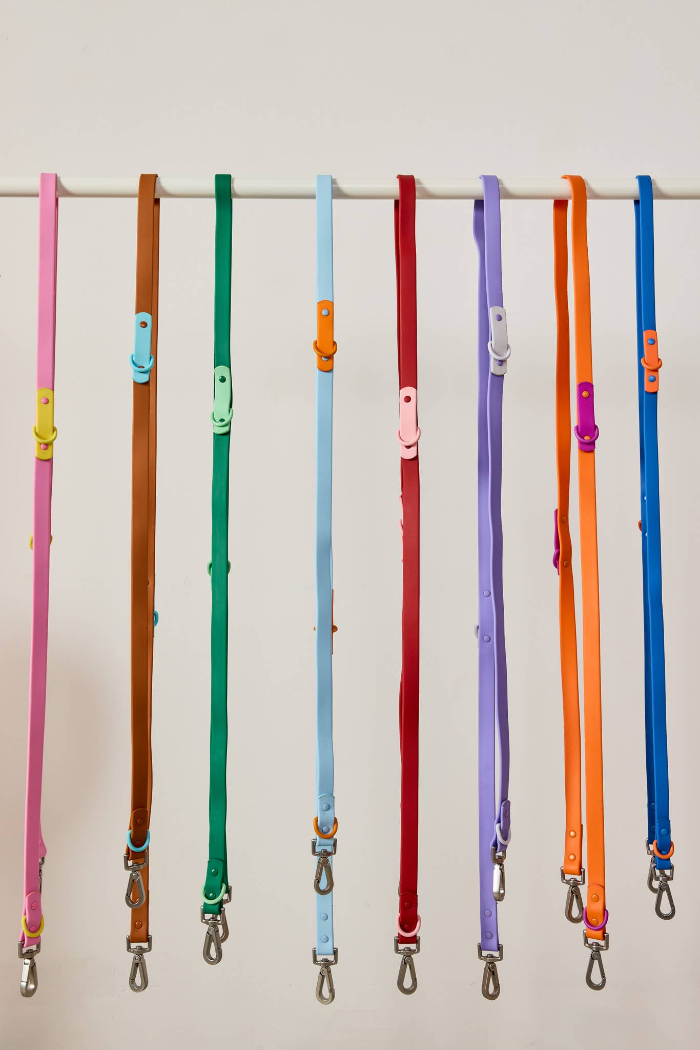 La laisse pour chien Fritz étanche, facile à nettoyer, réglable: Cerise / Norme