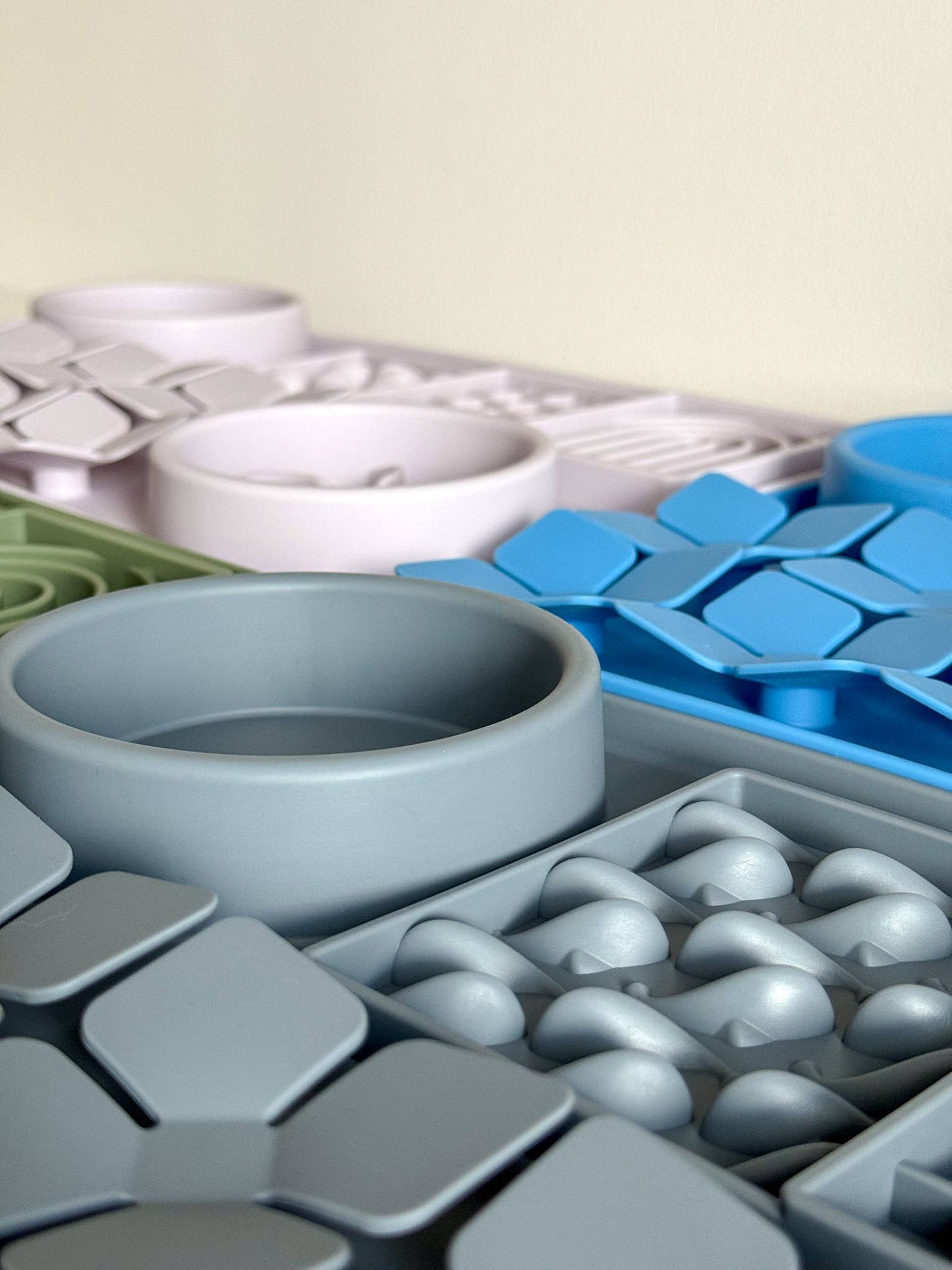 Tapis de léchage xxl pourpre