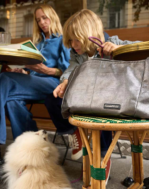 Sac de transport bandoulière avec fond rigide