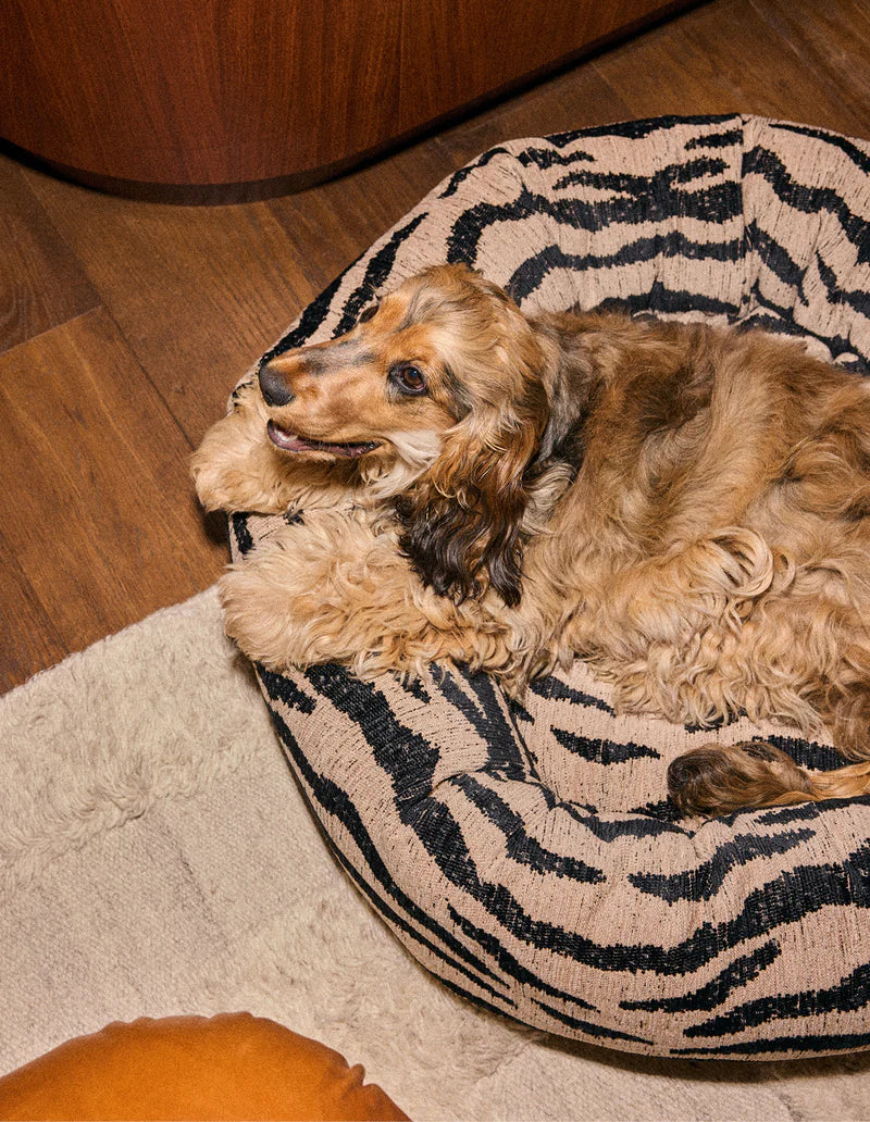 Panier rond zébre pour chien